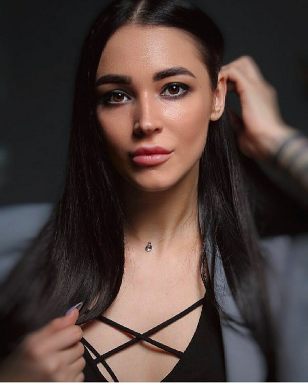 Настя кошкина никольск. Настя кошкина. Кошкина настя ателье москва. Картинки настя кошкина. Настя кошкина.