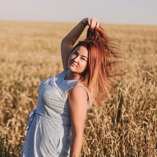 девушка 8 августа