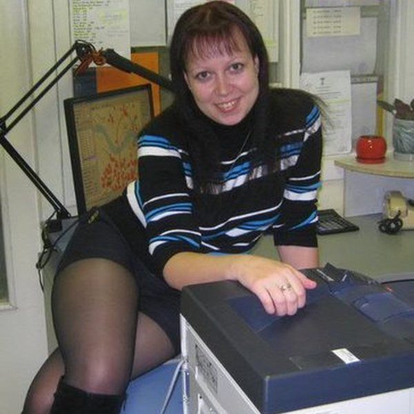 Девочки г. Знакомство псковская остров. Знакомство псковская остров. Знакомство. Девушки пскова с телефонами.