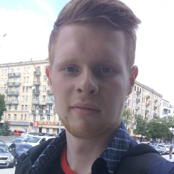 Лавренов Денис Александрович