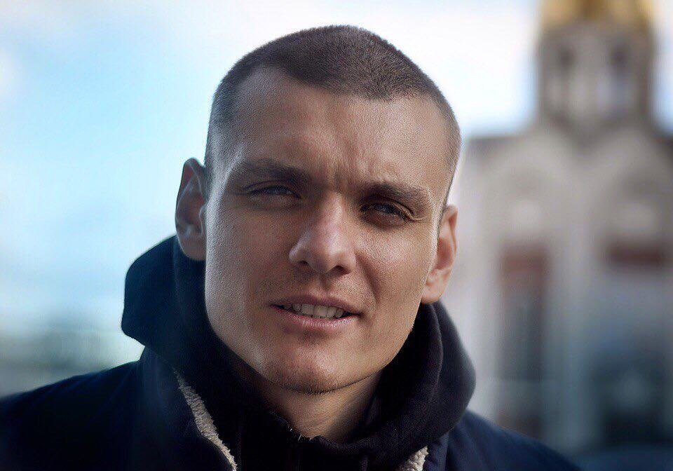 Тони раут. Тони раут прическа. Тони раут. Раут возраст. Тони раут исполнитель.