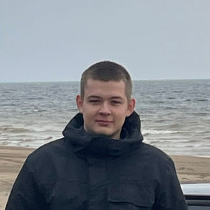 Артём