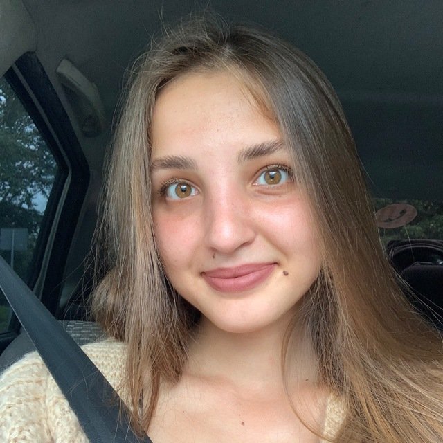 Девушка кантемировская. Viktoria efremycheva. Девушки в метро. Женщины военнослужащие. Красивые женщины в метро.