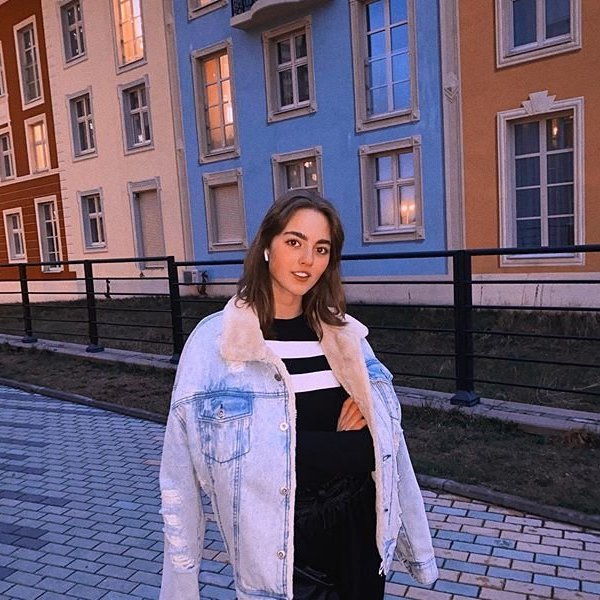 Влада лукина фото в купальнике