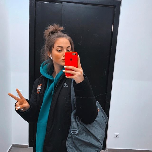 Влада лукина фото в купальнике